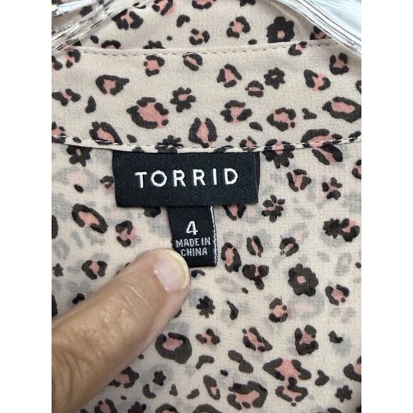 Torrid Women's Tunic Blouse Sz 4 Tan W/ Pink Black Print Flowy Semi Sheer Beach - Picture 11 of 16